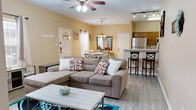 Foto del edificio - 602 Townplace Dr