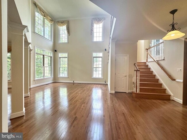 Building Photo - 1460 Carrington Ridge Ln