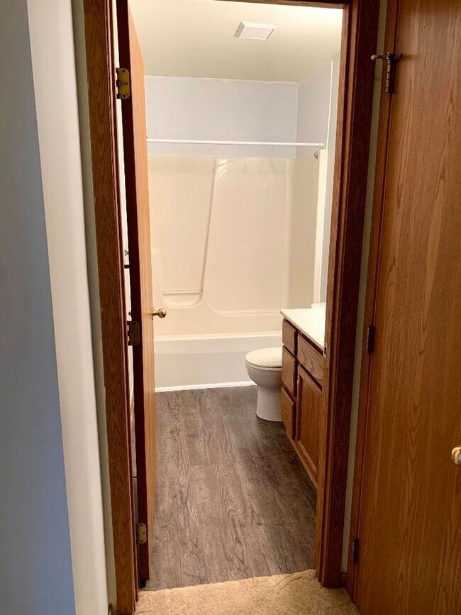 123 Midland Ave, Findlay, OH 45840 Townhome Rentals in Findlay OH