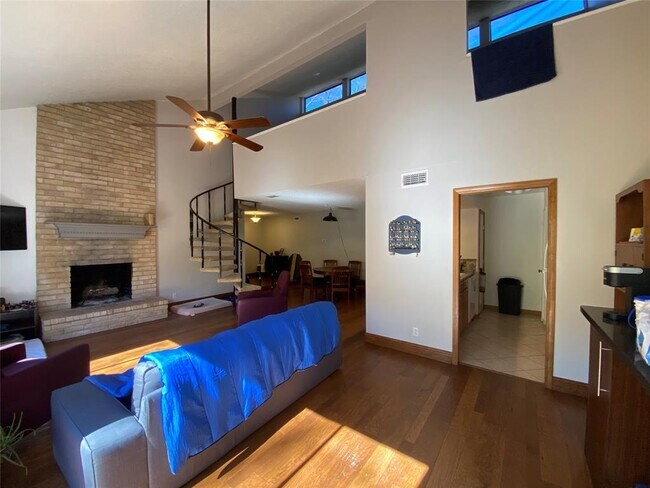 Building Photo - 24648 Pools Creek Dr