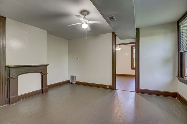 Photo - 111 Gage St Apartment