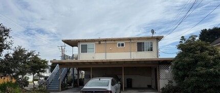 Building Photo - 4100-4106 S 41st St