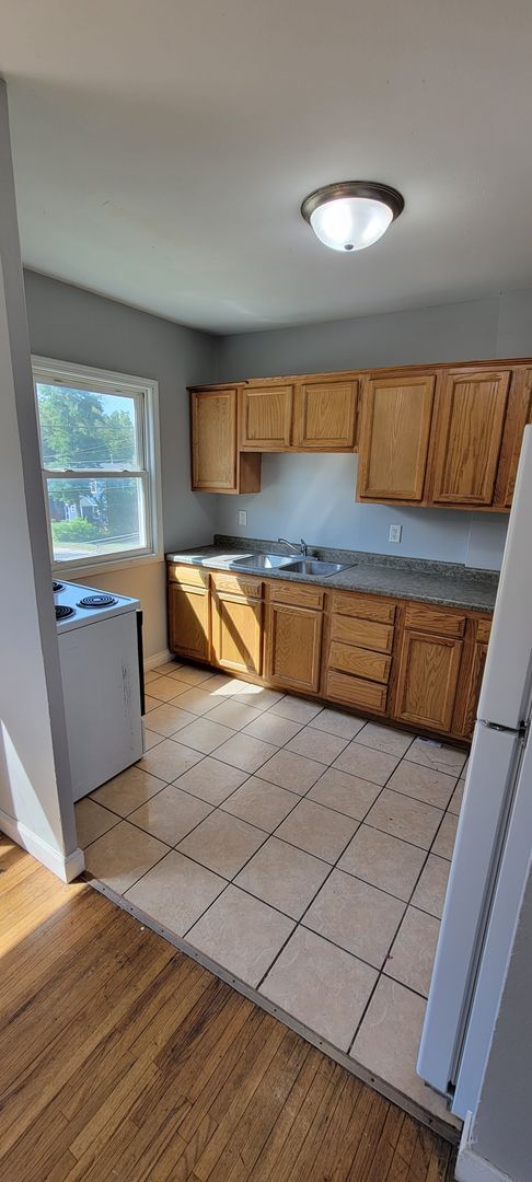 Foto del edificio - 3 Bed 1 Bath Townhouse