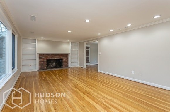 Building Photo - 88 Maple Vale Dr