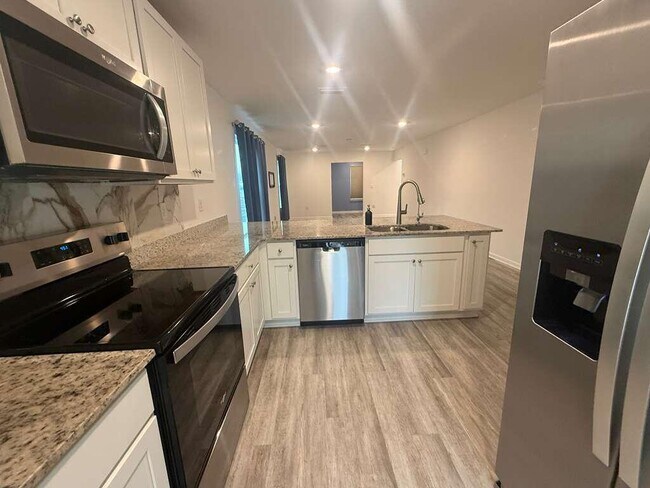 Foto del edificio - 128 Bluebeech St