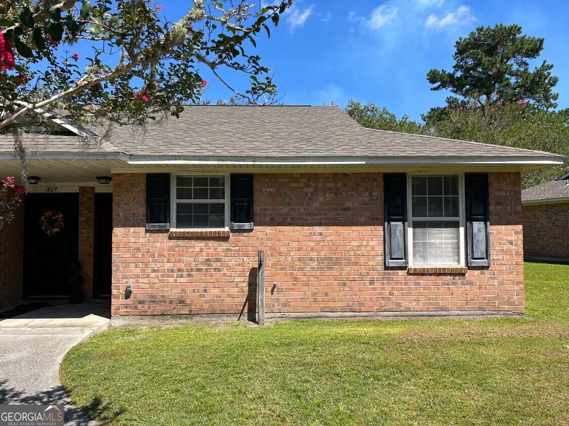 Primary Photo - 309 Baltic Ct