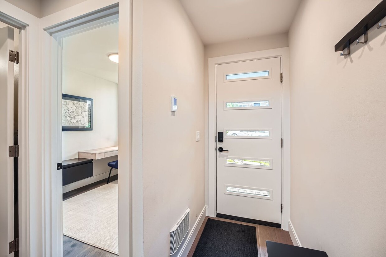 Foto principal - Modern stylings and cutting-edge convenien...