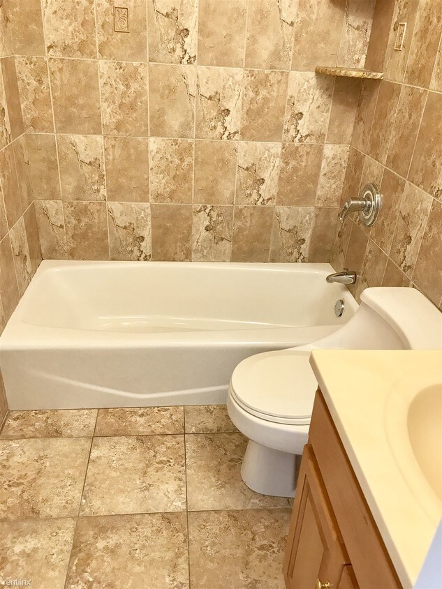 Foto del edificio - 3070 32nd St