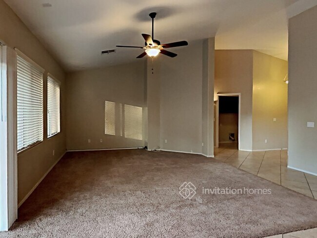 Foto del edificio - 17706 N 89th Dr