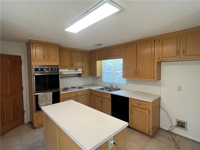 Foto del edificio - 972 Bridgegate Dr NE