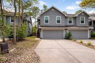 Building Photo - 211 Blushwood Pl