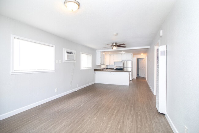 Building Photo - ALF OFF One Month’s Rent! Updated 3BR Home with Garage & Yard – Prime Sacramento Location