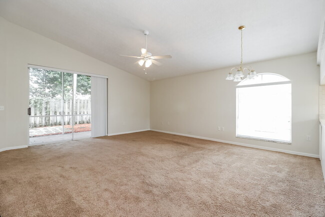 Building Photo - 10821 New Brighton Ct