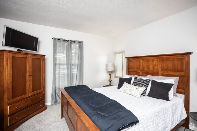 Interior Photo - The Cove at Cooper Lakes