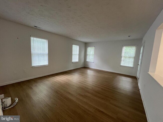Foto del edificio - 6357 Goral Ct