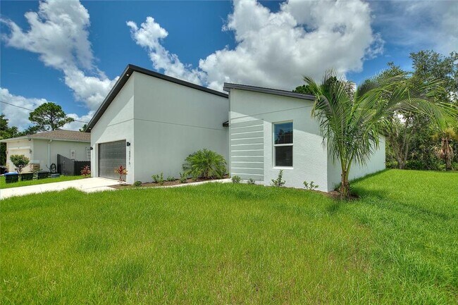 Building Photo - 2610 Valkaria Ave