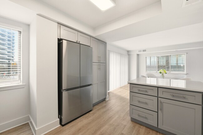 Interior Photo - Cortland on South Eads