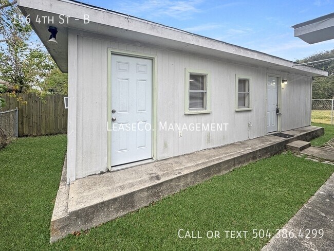 Foto del edificio - 156 4th St