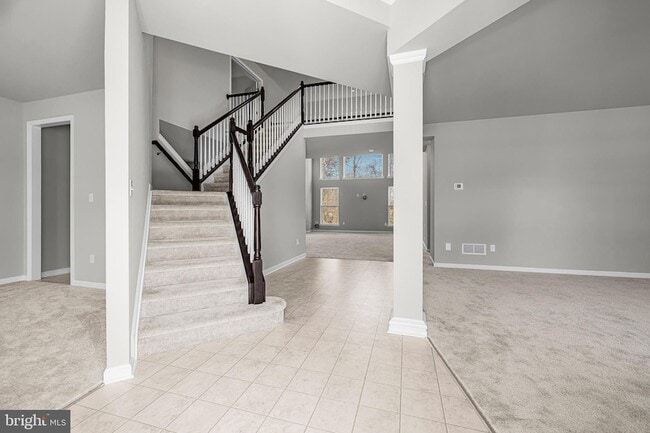 Building Photo - 243 Wavyleaf Dr