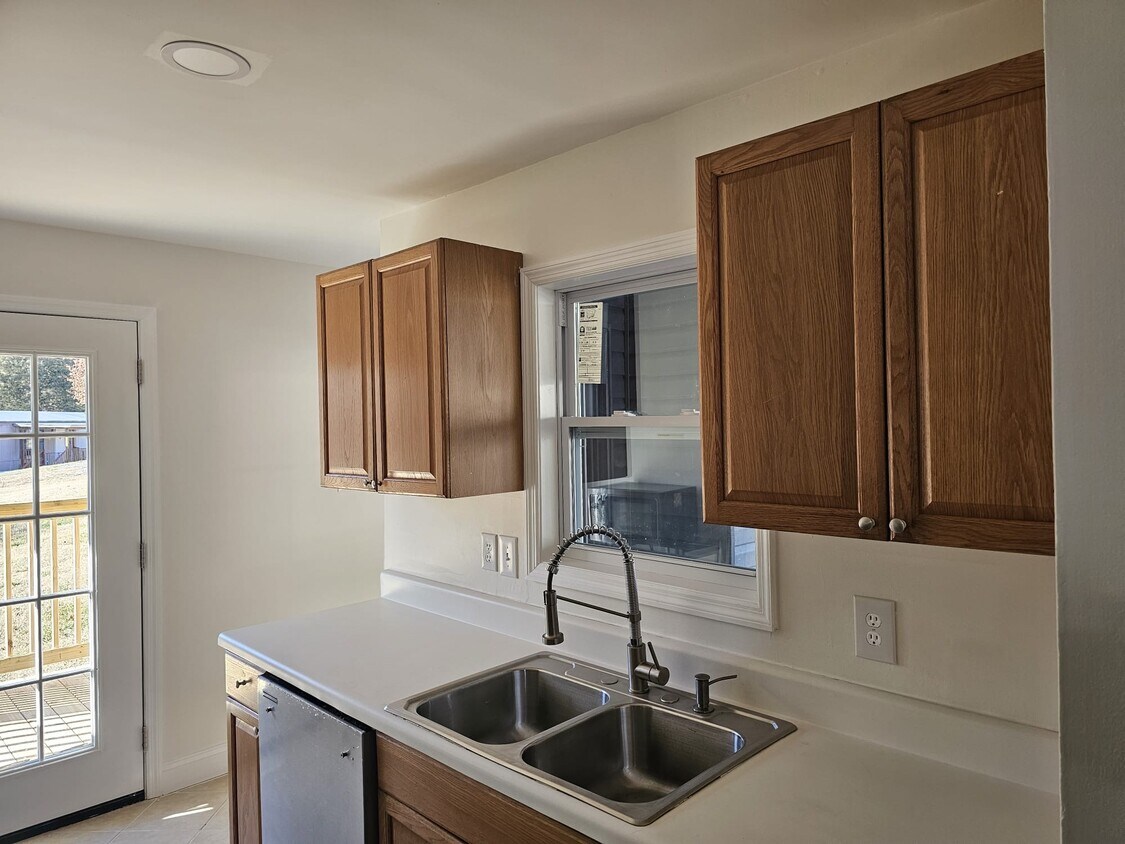 Photo - 3303 George Light Rd (Knoxville, TN)