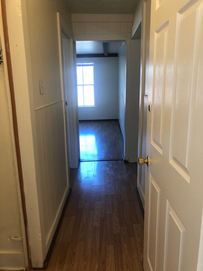 Entry Way - 331 Locust St