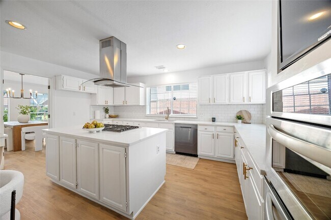 Foto del edificio - 10310 Minturn Ln