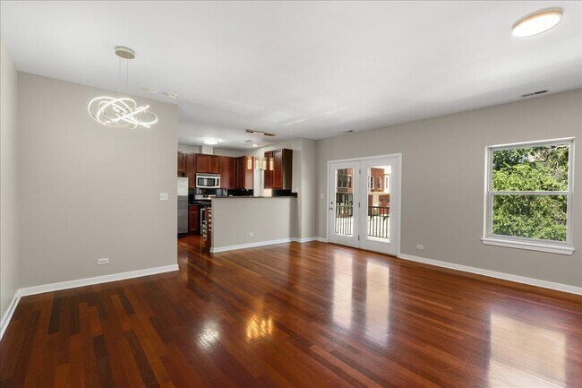 Foto del edificio - 803 E 41st St