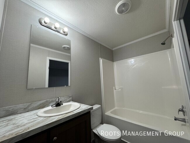 Foto del edificio - 1010 Reservation Rd