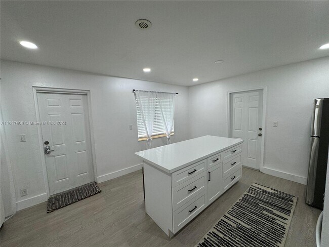 Foto del edificio - 5921 Garfield St