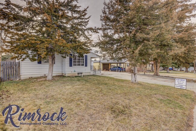 Building Photo - 1814 Westridge Cir