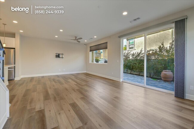 Building Photo - 1147 Via Cuesta