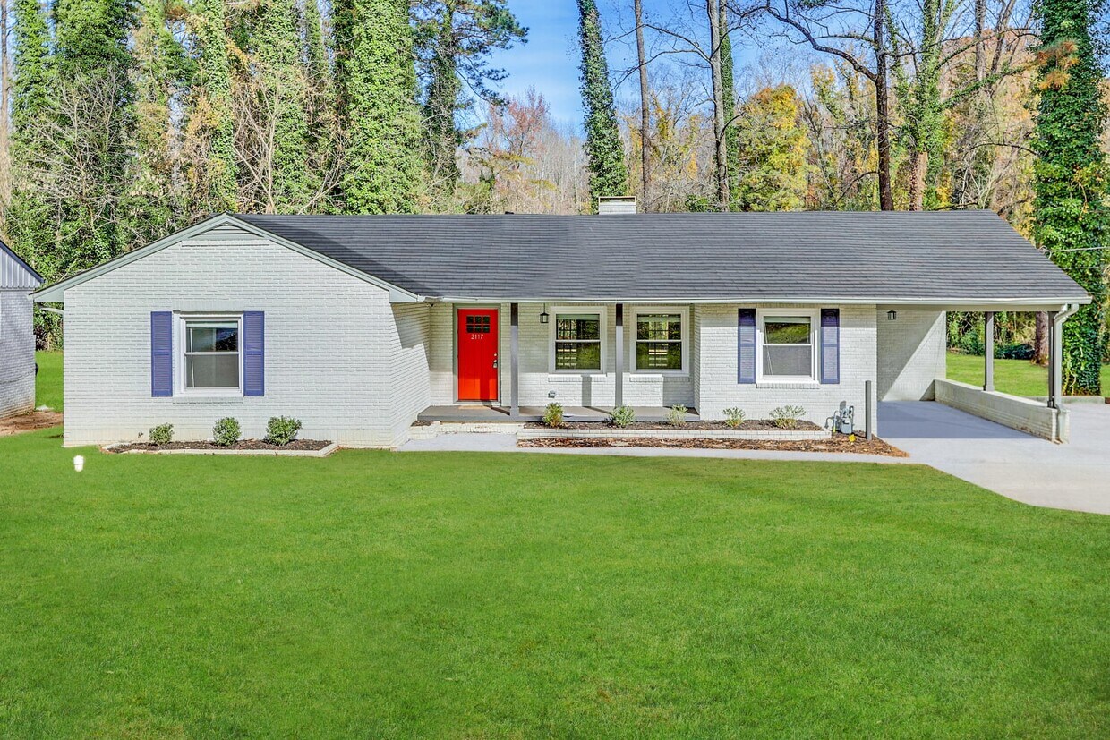 2117 Beecher Cir Sw House Rental in Atlanta, GA