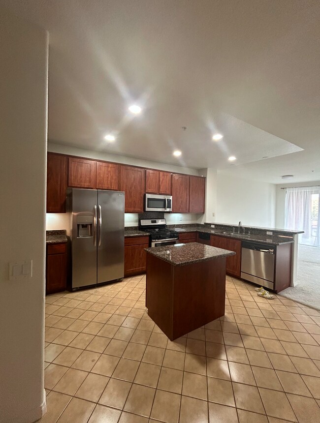 Foto del edificio - Magnificent Condo for Rent