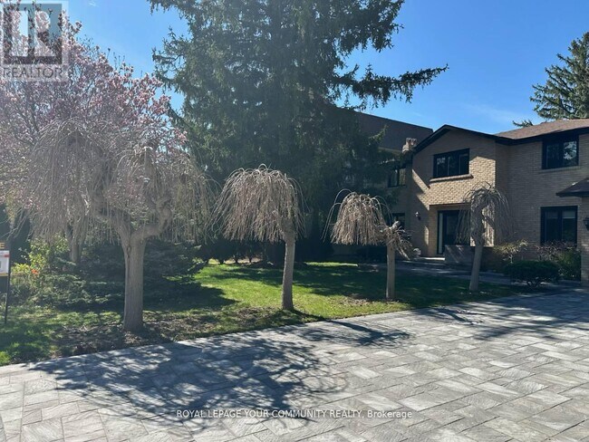 Building Photo - 170 Garden Ave