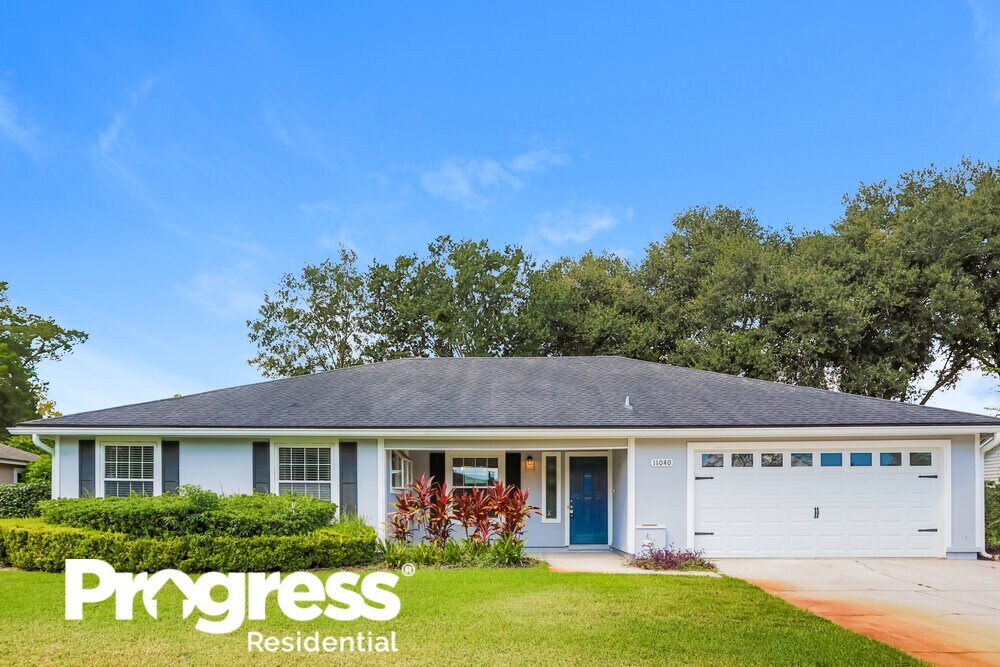Foto principal - 11040 Mandarin Station Dr W