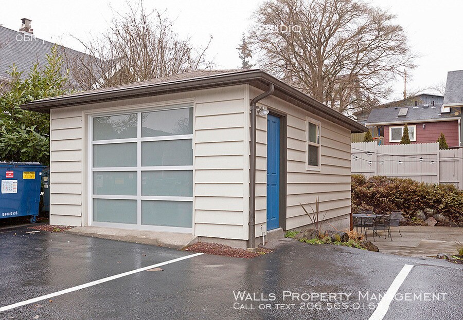 Primary Photo - Commercial Studio with Bathroom