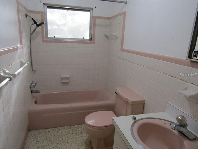 Foto del edificio - 37039 Pine Meadows Ln