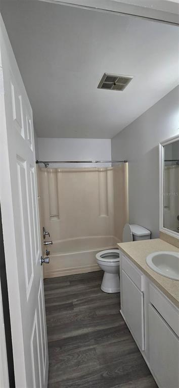 Foto del edificio - 1905 57th Ave W