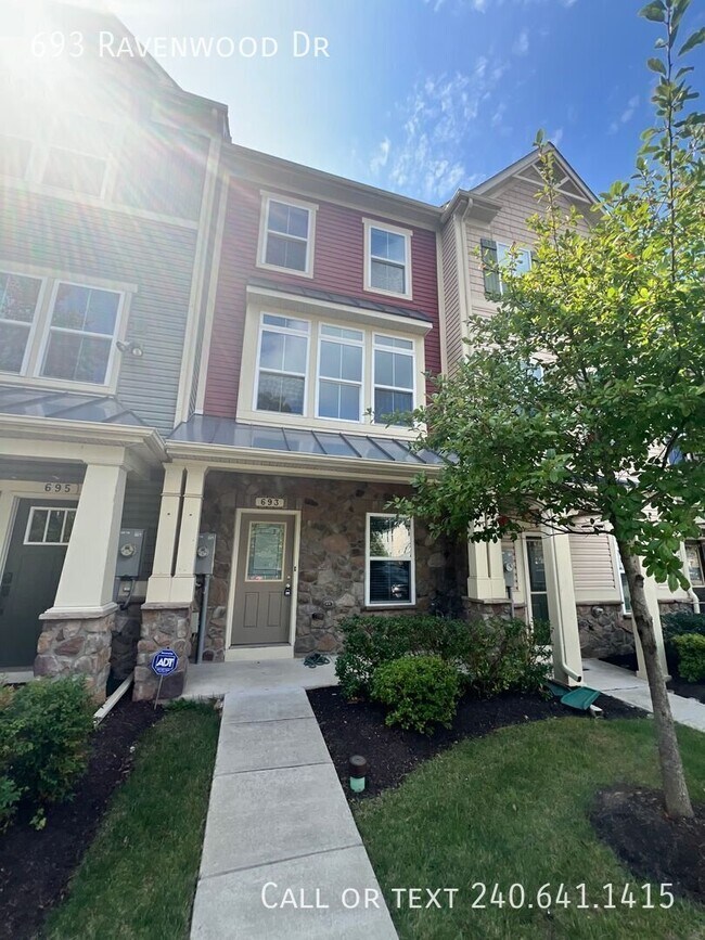 Foto del edificio - 693 Ravenwood Dr