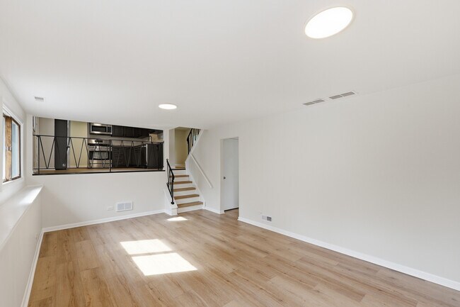 Foto del edificio - 849 Pear Tree Ln