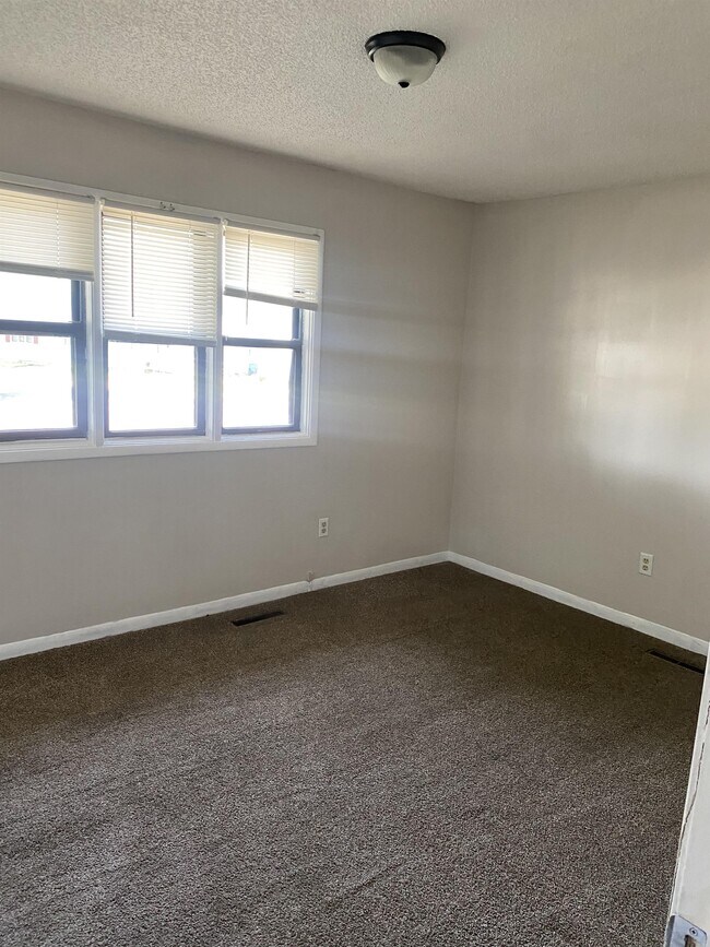 Foto del edificio - 6613 Montara Northway