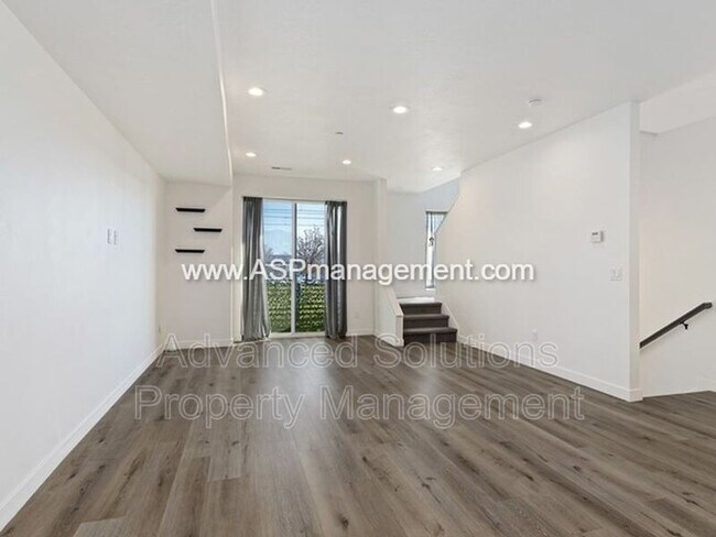 Building Photo - 230 W 1300 S St