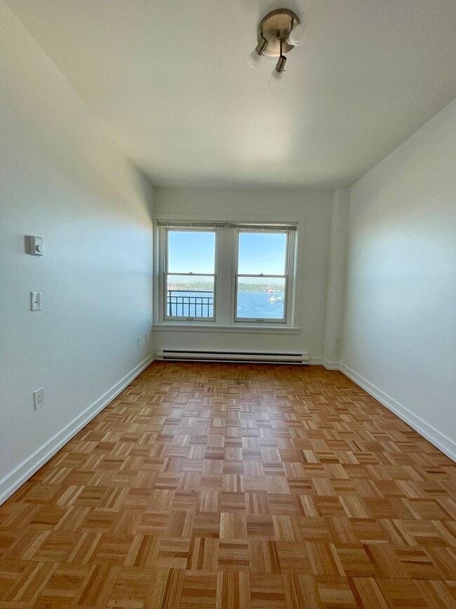 Interior Photo - The Fairmount