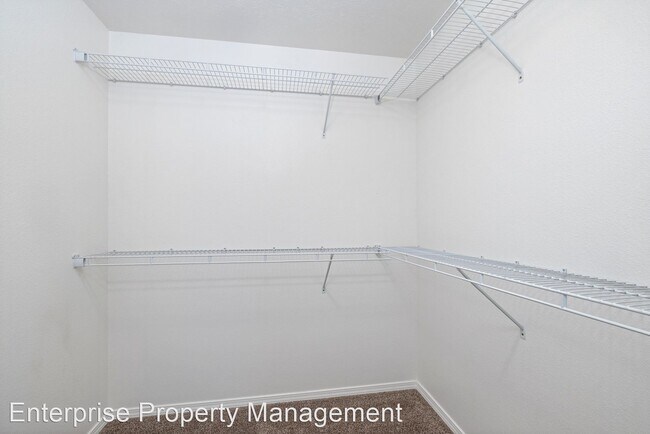 Building Photo - 4 br, 2 bath House - 662 S Long Dr