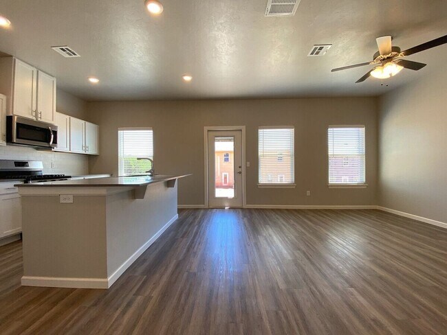 Foto del edificio - 7904 NW 134th St