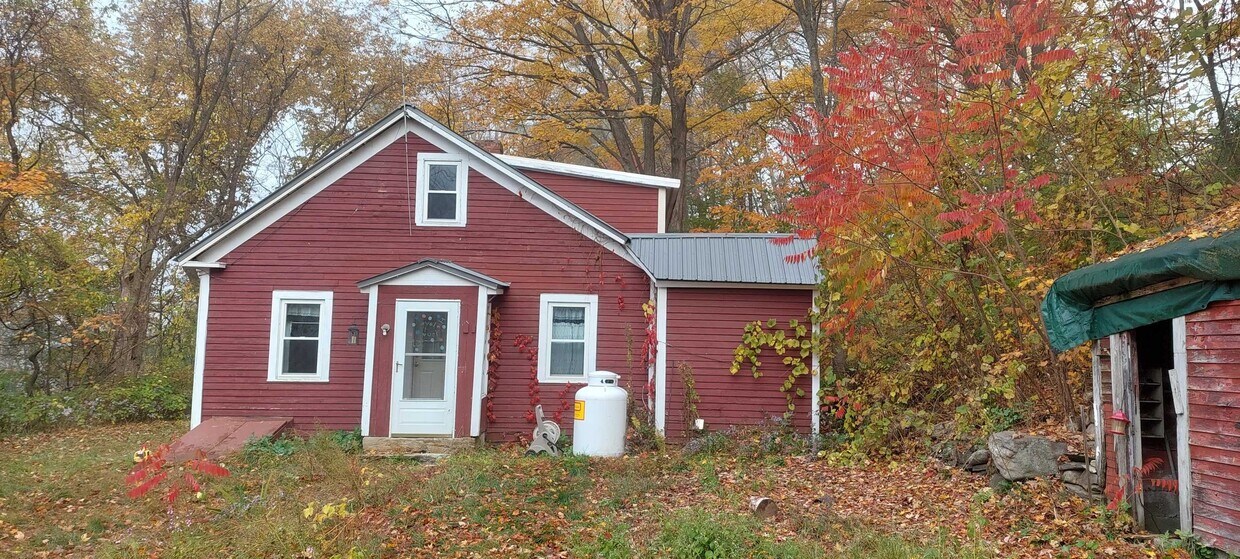 Primary Photo - 411 Wentworth Rd