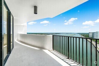 Building Photo - 1200 S Flagler Dr
