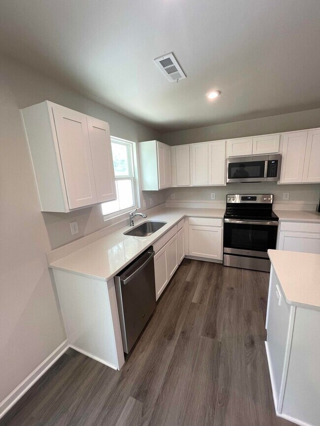 Foto del edificio - 2757 Thornton Grove Blvd