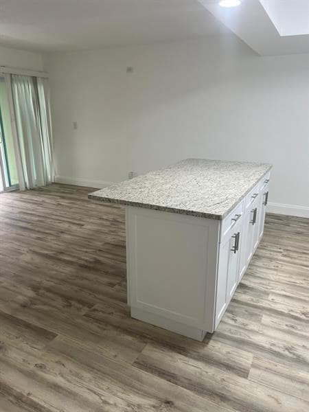 Foto del edificio - 2801 NE 51st St