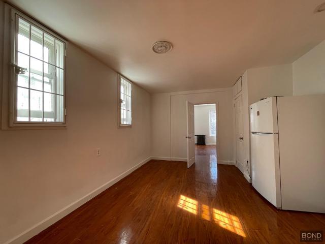 Foto del edificio - 2 bedroom in Brooklyn NY 11226